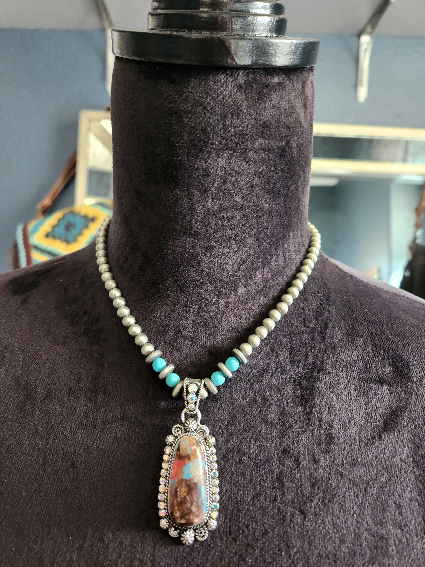 Western Concho Stone Pendant Necklace