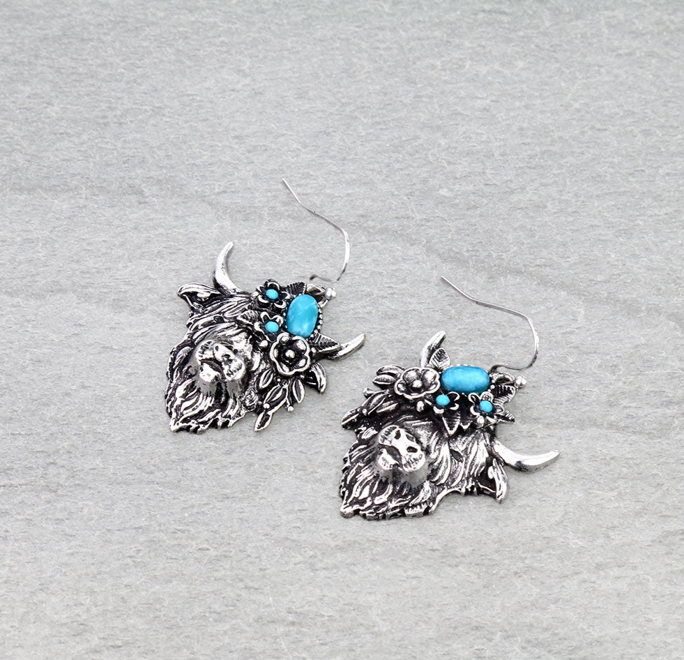 Farm Animal Highland Cow Dangle Earrings